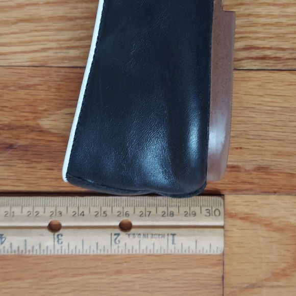 J. Crew Black Pointed Toe Leather Loafers With White Piping Detail Size 8 EUC - Picture 16 of 16